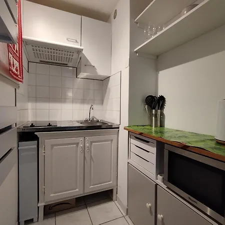 T2 Saint-pierre-la-mer: Terrasse, Parking Prive, Tennis - 4 Pers. - Fr-1-795-23 فلوري