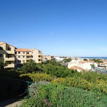 T2 Saint-pierre-la-mer: Terrasse, Parking Prive, Tennis - 4 Pers. - Fr-1-795-23 Apartment