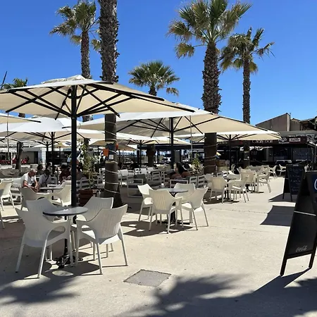 شقة T2 Saint-pierre-la-mer: Terrasse, Parking Prive, Tennis - 4 Pers. - Fr-1-795-23 *
